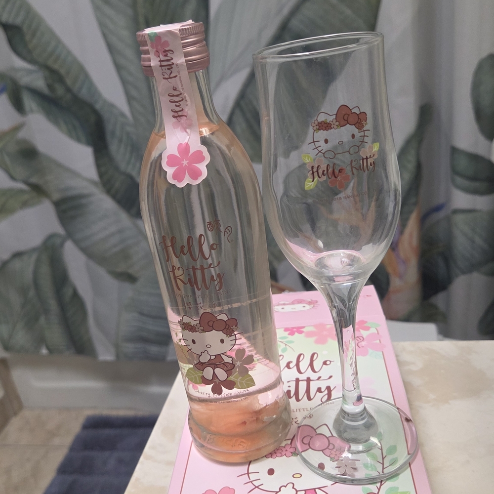 Hello Kitty Pink Party Set - Wine And Wine Glass Set 320ml; 7.5% Alcohol Content